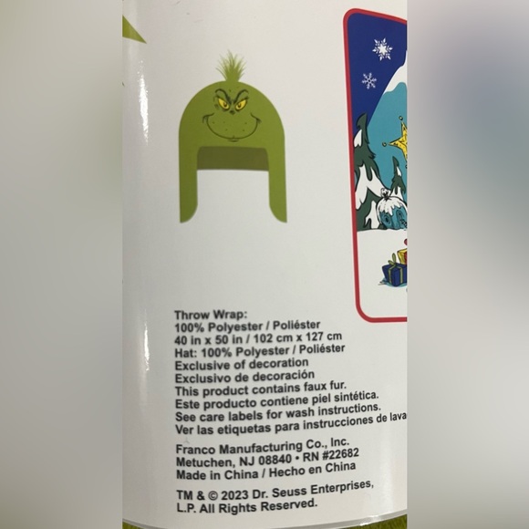 Grinch Throw blanket Dr. Seuss The Grinch Christmas Scene Hoodwinks hat 40”x50” - Picture 6 of 6